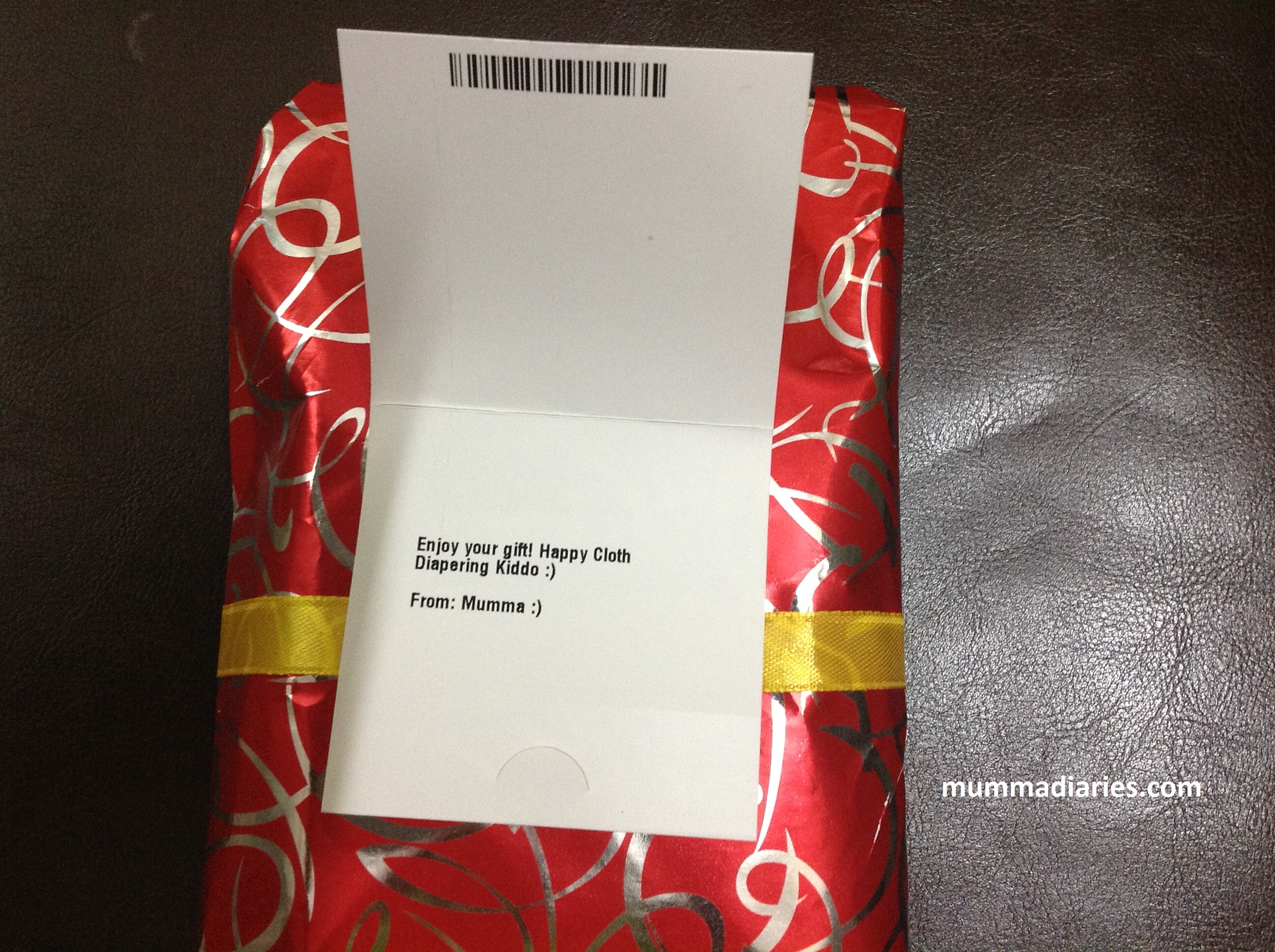 Yes, i got it gift wrapped with a message et al! Cute, isn't it?!
